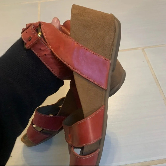 Naturalizer Panya  Red Leather Ankle Wrap Wedges 9 - Picture 4 of 9